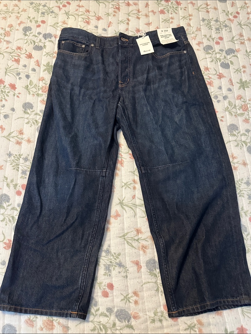 Maxwell Darted Barrel Jean